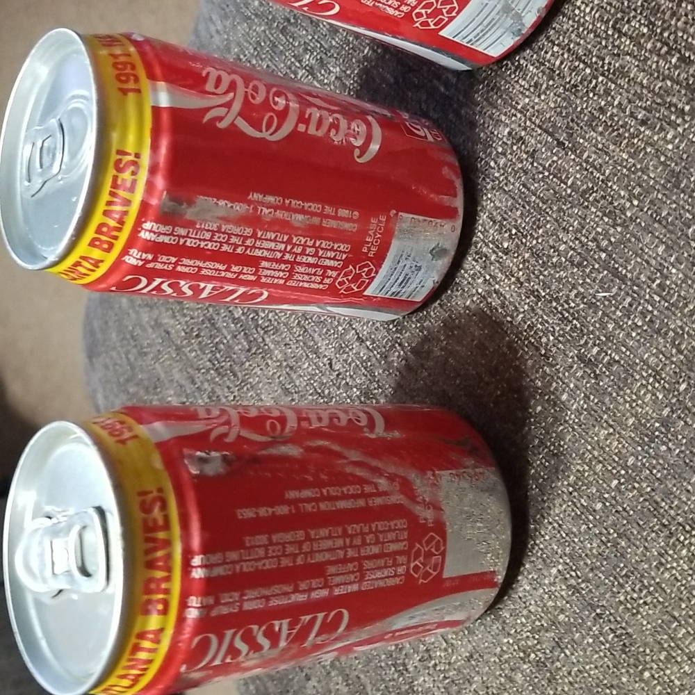 Braves coke cans - Picture 4 of 6
